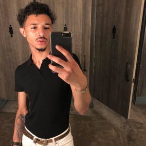 Meet your Posher, Joséph